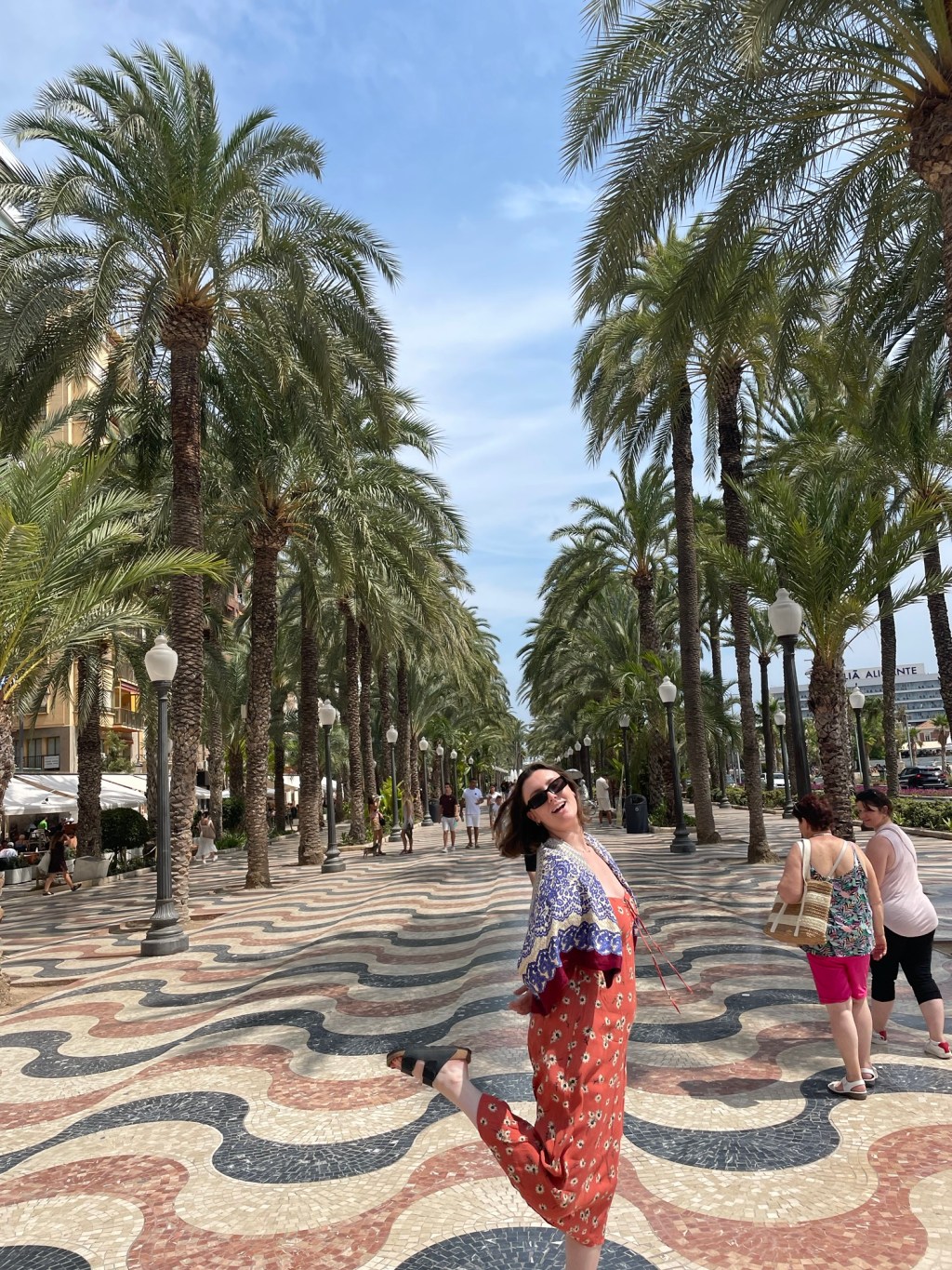 10. Motorcykel och&nbsp;linneskjorta